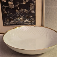 Aakjaer-creme-guldkant-rund-skaal-bing-groendahl-porcelaensskaal-vintage-nr44-
